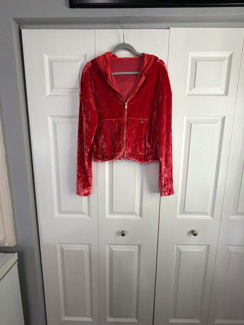 Fabletics Crushed Velour Zip-Up Hoodie Size M Red